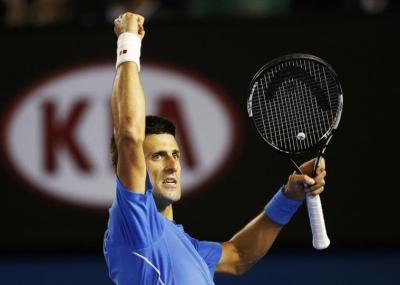 Джокович обыграл Маррея и в пятый раз взял трофей Australian Open Джокович обыграл Маррея и в пятый раз взял трофей Australian Open