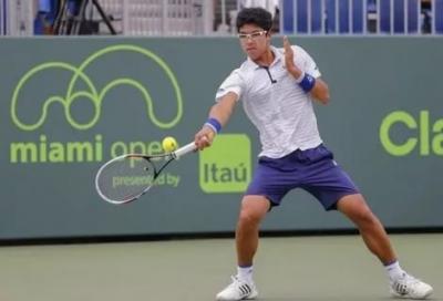 Хен Чон вышел в 1/8 финала Miami Open