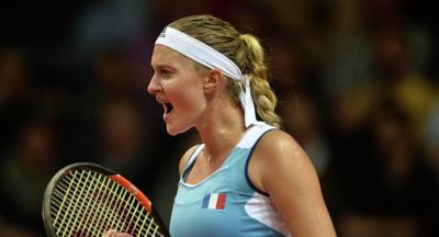 Кристина Младенович переигрывает Дарью Гаврилову в полуфинале Prudential Hong Kong Tennis Open
