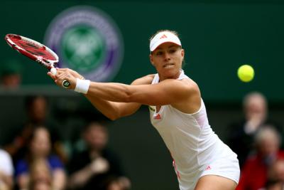 Кербер побеждает Павлюченкову и продолжает борьбу на Wimbledon 2015