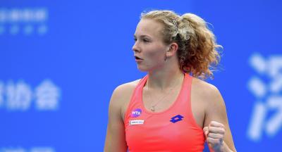 Катерина Синякова переигрывает Марию Шарапову на кортах Shenzhen Open и вышла в финал 