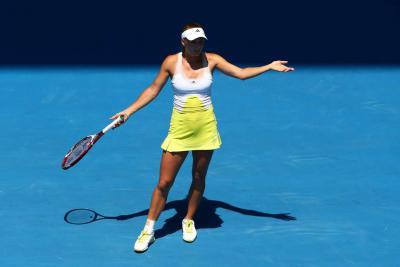 Каролин Возняцки с трудом выходит в третий круг Australian Open
