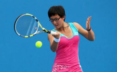 Чжэн Сайсай продолжает борьбу на Hong Kong Tennis Open 