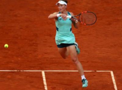 Саманта Стосур вышла в третий раунд Mutua Madrid Open