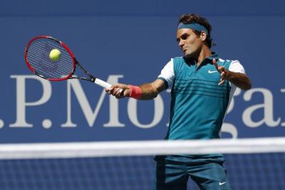 Федерер обыграл Иснера на US Open 2015 Федерер обыграл Иснера на US Open 2015