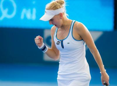 Елена Веснина сыграет с Викторией Азаренко в первом матче турнира в Брисбене
