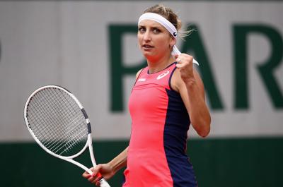 Тимеа Бачински вышла в четвертьфинал Roland-Garros